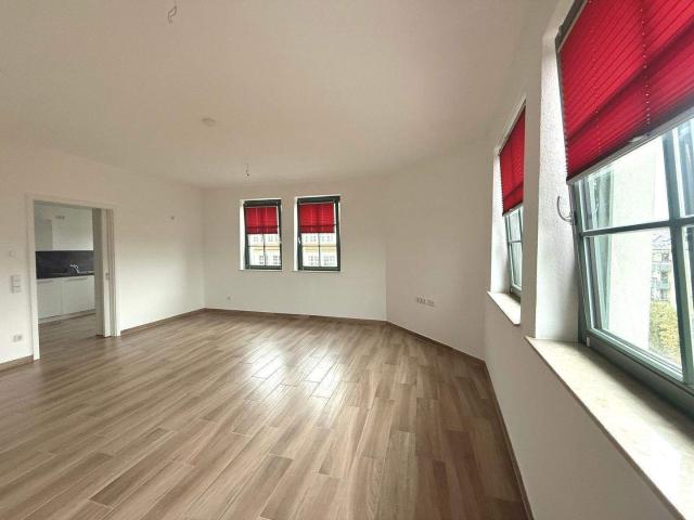 3 Raum Penthousewohnung mit Weitblick + Lift + Carport + EBK
