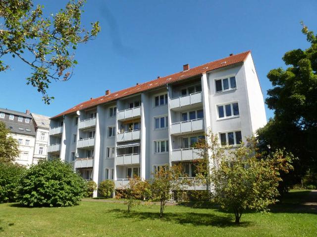 3 Raum Wohnung zum selbst gestalten renovierungsbedürftig