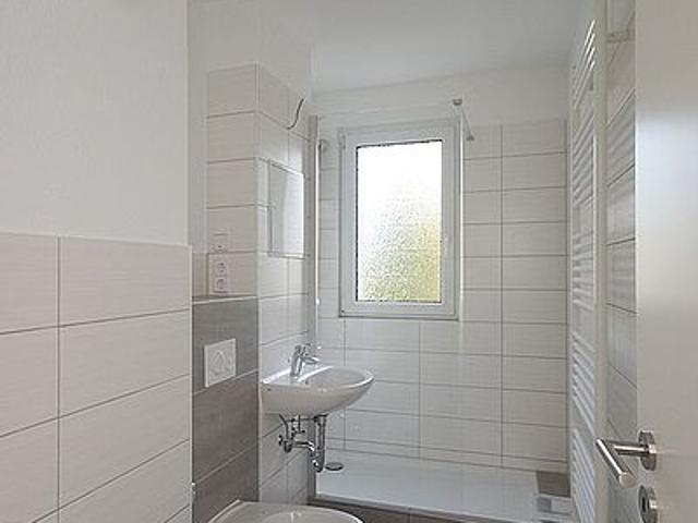 3 Raum Wohnung Elsa Brändström Straße 101c
