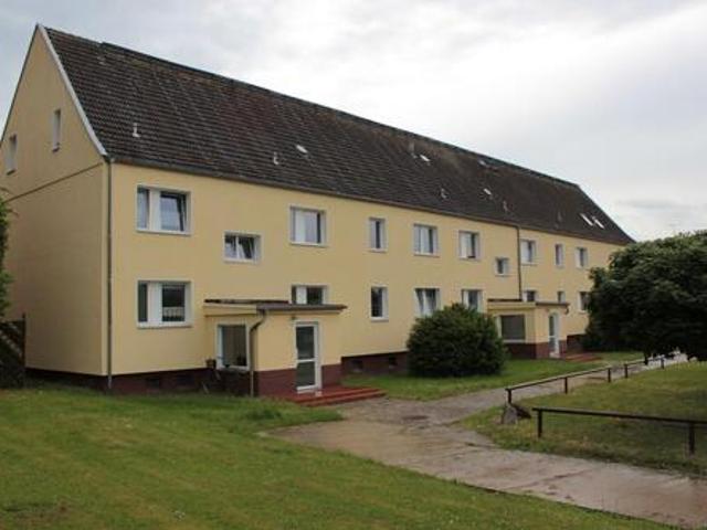 3 Raum Wohnung! Grüne ruhige Lage in gemütlicher Umgebung!