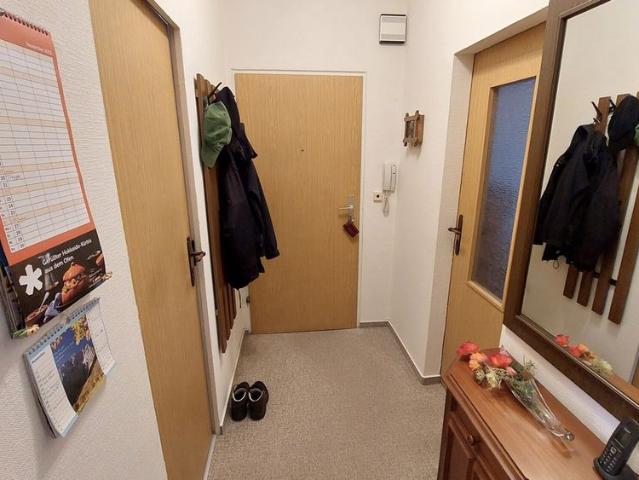 3 RAUM WOHNUNG IM 1. OG MIT BALKON PROVISIONsfrei