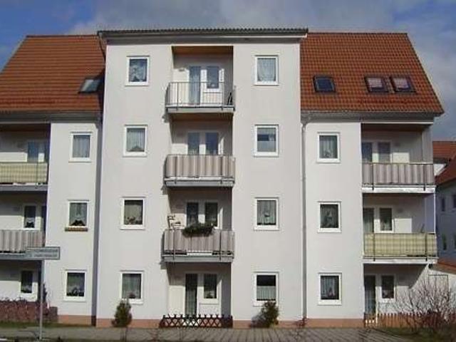 3 Raum Wohnung im Dachgeschoss ME 07 WBS erforderlich!
