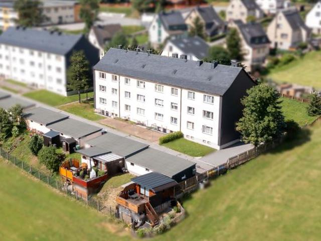 3 Raum Wohnung im Erdgeschoss – mit Einbauküche, Garage und Gestaltungspotenzial