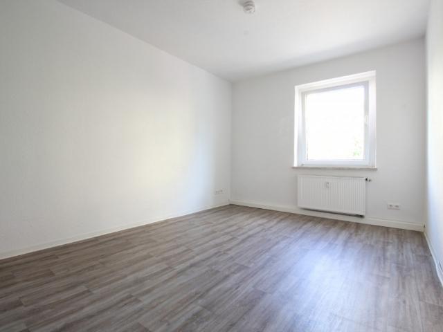 3 Raum Wohnung in zentraler Lage!