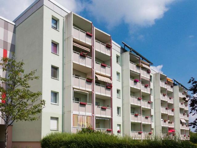 3 Raum Wohnung mit Aufzug