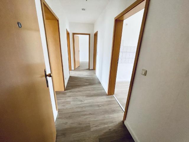 3 Raum Wohnung mit Ausblick & Balkon & Mietergarten in Gera Untermhaus!