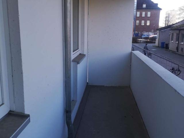 3 Raum Wohnung mit Balkon im Erdgeschoss