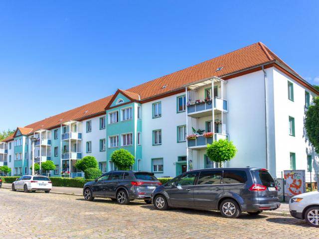 3 Raum Wohnung mit Balkon im Grünen