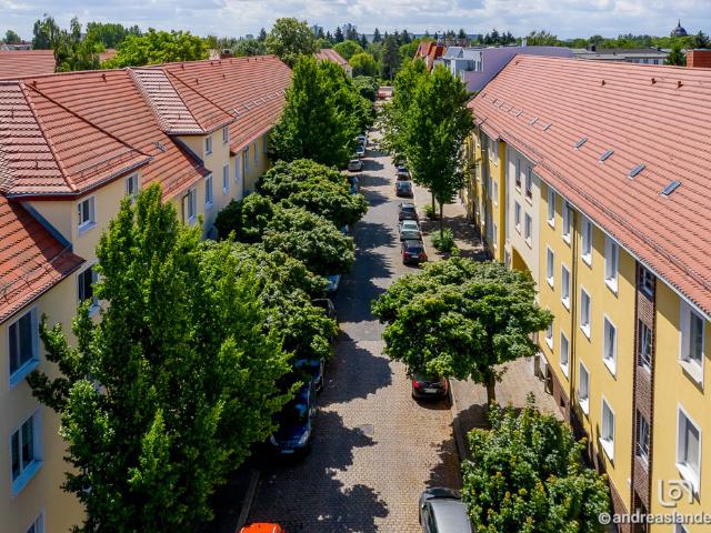 3 Raum Wohnung mit Balkon im Grünen