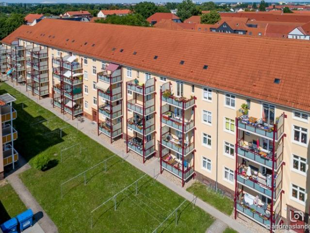 3 Raum Wohnung mit Balkon in Neustadt