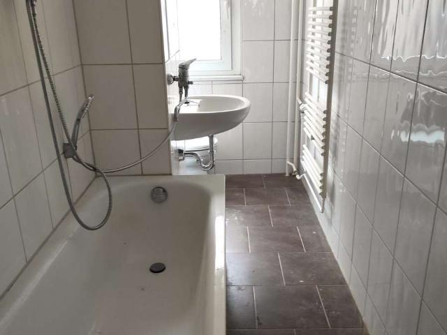 3 Raum Wohnung mit Balkon in Bitterfeld