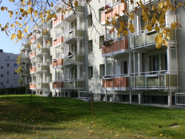 3 Raum Wohnung mit Balkon in Schloßchemnitz