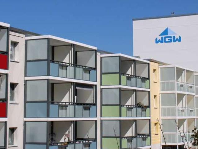 3 Raum Wohnung mit Balkon, Wohnküche und Aufzug