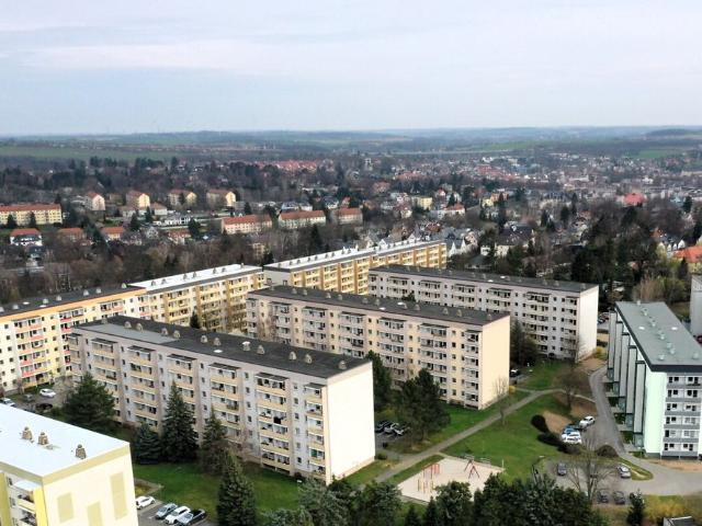3 Raum Wohnung mit Balkon