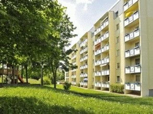 3 Raum Wohnung mit Balkon
