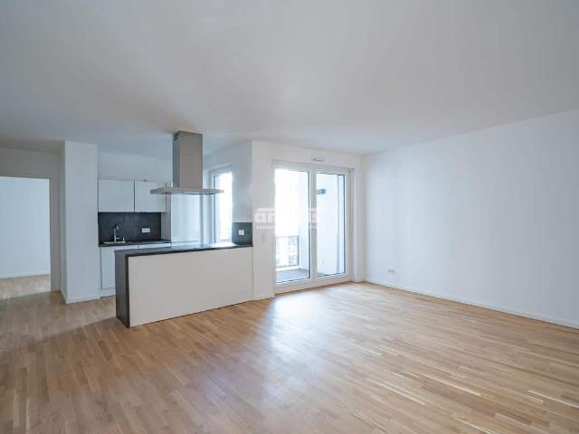 3 Raum Wohnung mit EBK, Balkon & Loggia im Herzen der Stadt