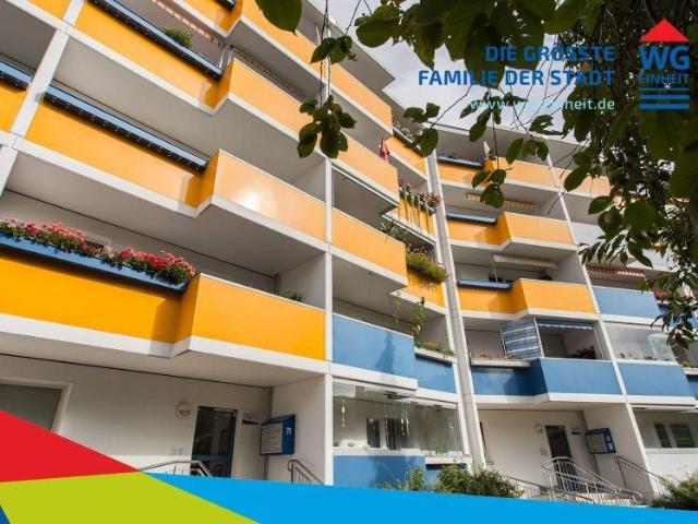 3 Raum Wohnung mit Essküche und XXL Balkon
