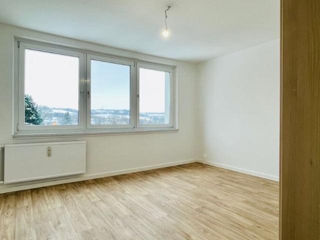 3 Raum Wohnung mit Weitblick!