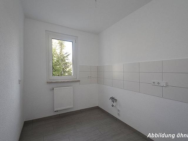 3 Raum Wohnung Paul Suhr Straße 48