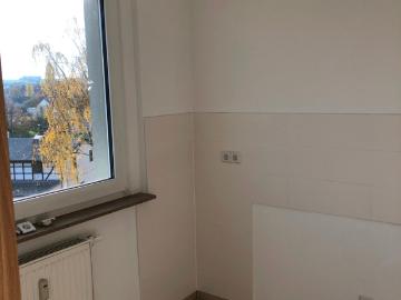3 Raum Wohnung saniert mit Balkon sofort frei