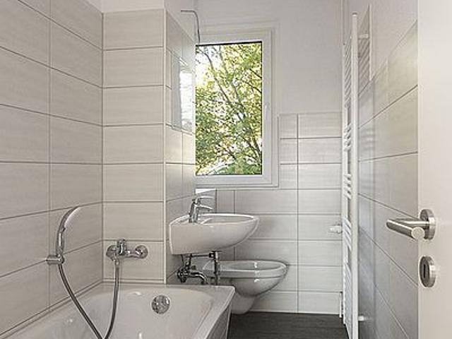 3 Raum Wohnung Straße der Befreiung 2