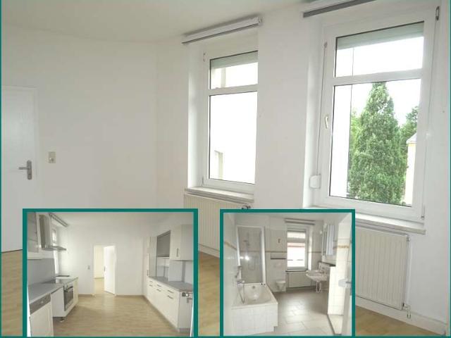 3 Raum Whg mit Einbauküche + Bad mit Wanne und Dusche + Balkon. im 2.OG