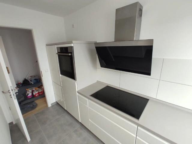 3 Raum Top Lage mit Küche in der Hegelstraße
