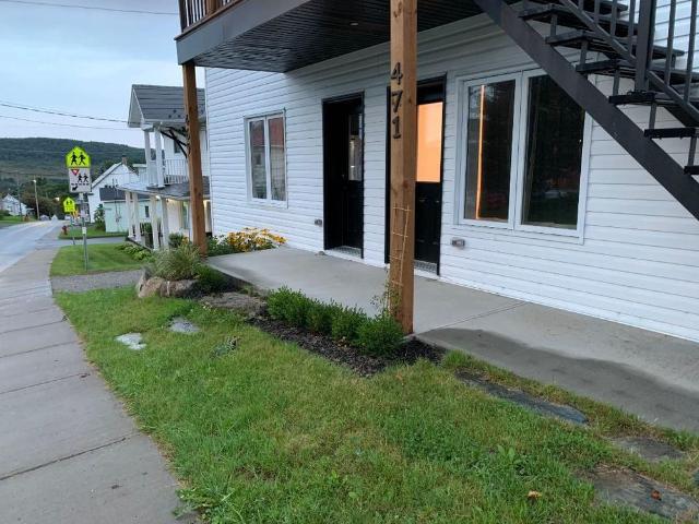 3½ rénové rez de chaussée – Chesterville – 840$