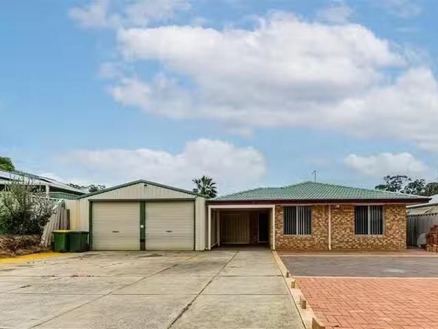 3 Reynolds Avenue, Greenfields, WA 6210