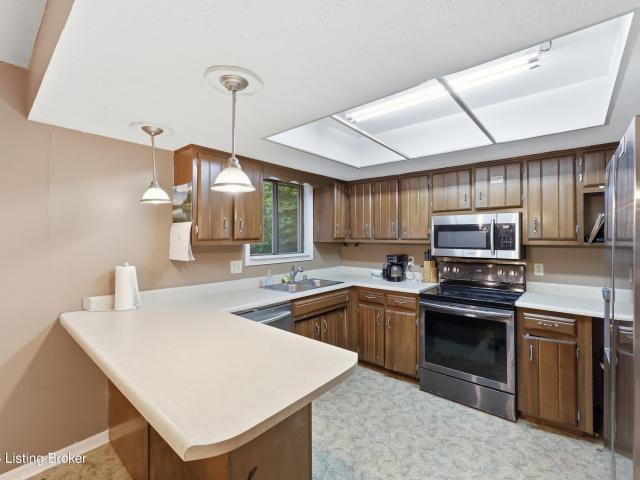 3 Richardson Ct