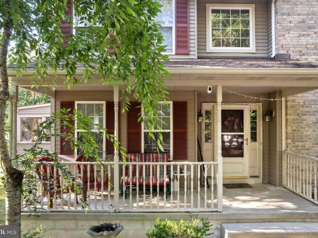 3 Ridge Court