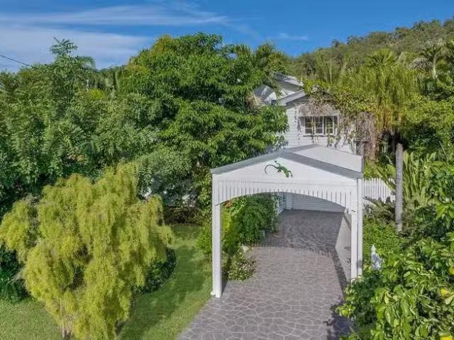 3 Robinson Street, Belgian Gardens, QLD 4810