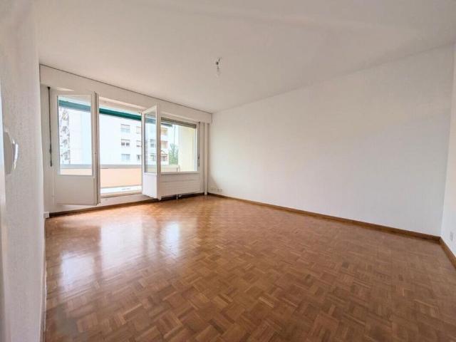 3 room apartment on the 3rd floor located in Grand Saconnex 1218