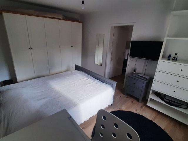 3 room apartment fully furnished near water, Berlin Amsterdam Apartments for Rent