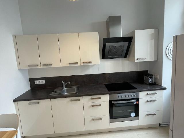 ✨ 3 Room Apartment I Near Vienna Main Station  I 10 min into the city center ✨suitable for 6 people, Vienna Amsterdam Apartments for Rent