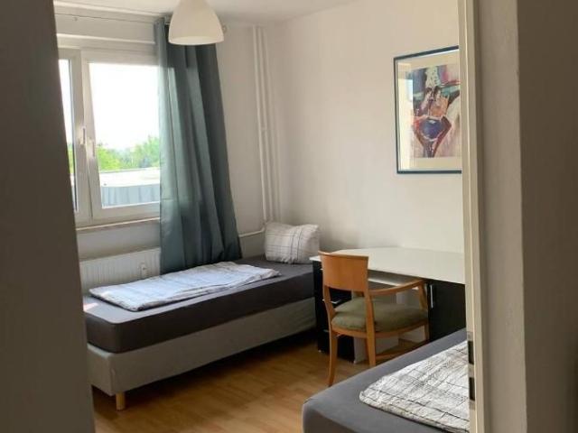 3 room apartment in Halle – furnished & ready to move in immediately!