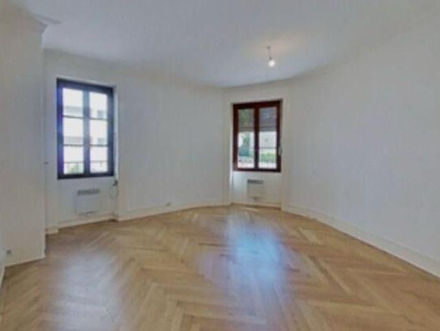 3 room apartment in Plainpalais
