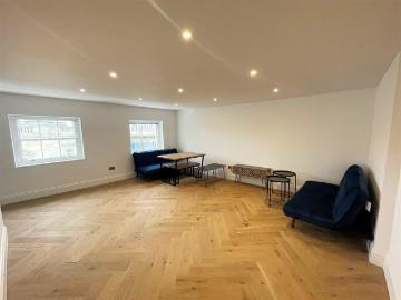 3 room apartment to let