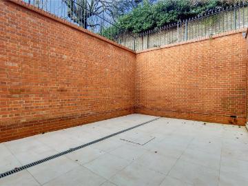3 room apartment to let in Fitzjohns Avenue, London, NW3 6PH, NW3 united kingdom
