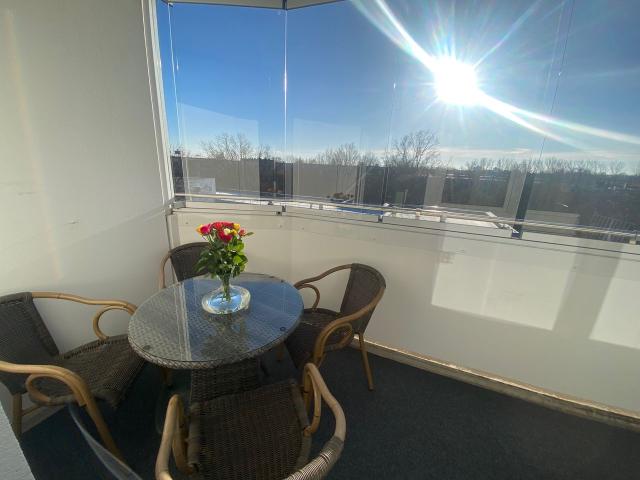 3 room attic apartment in Berlin Weissensee with South terrace and TV tower view, +WiFi, Berlin Amsterdam Apartments for Rent