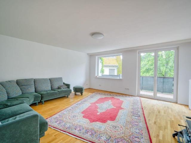 3 room flat in Berlin Kladow with balcony – partially furnished, Berlin Amsterdam Apartments for Rent
