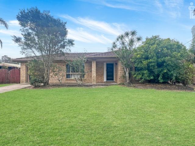 3 room house for rent