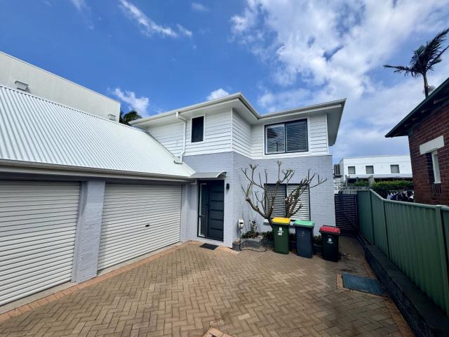 3 room house for rent