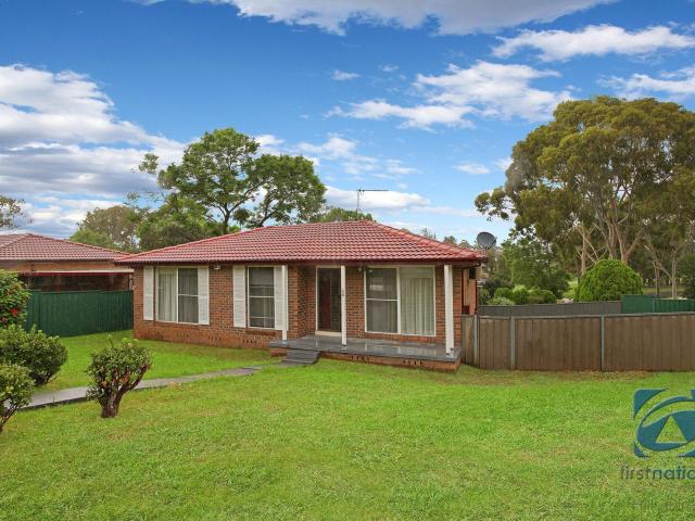 3 room house for rent