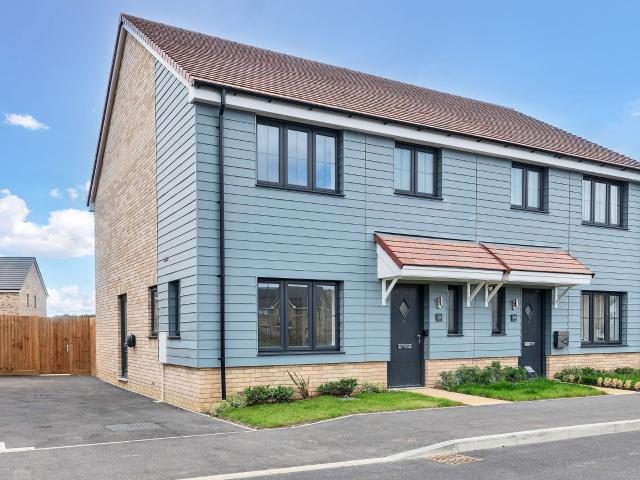 3 room house to let in Daisy Lane, Newmarket, CB8