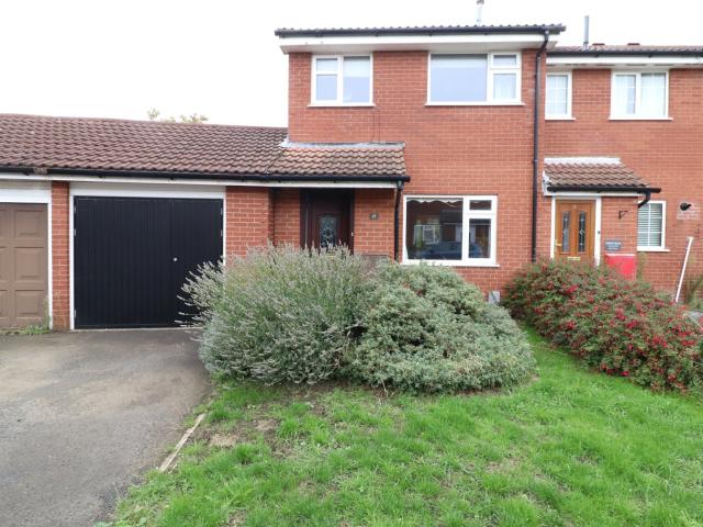 3 room house to let in Kale Close, West Kirby, Merseyside, CH48 3LE