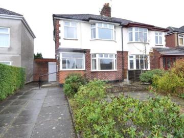 3 room house to let in Lloyd Drive, Wirral, CH49 1RQ