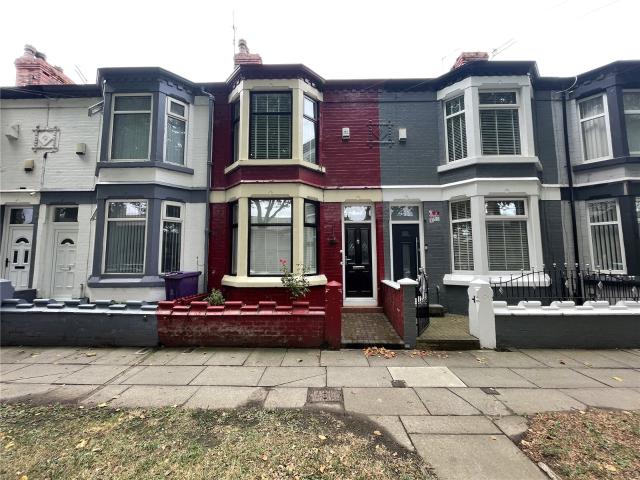 3 room house to let in Stanley Park Avenue South, Liverpool, L4 7XE
