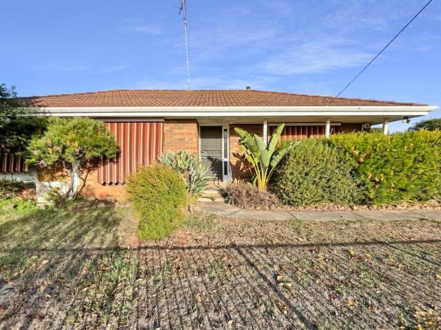 3 room house to let in 1291 Grevillea Road, Wendouree