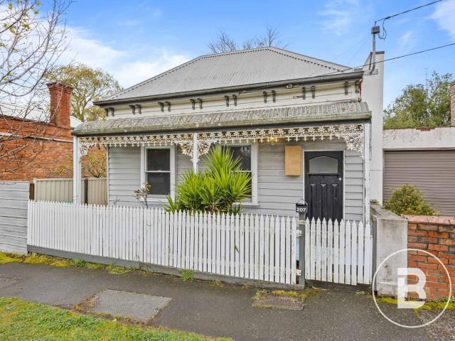 3 room house to let in 207 Grant Street, Golden Point
